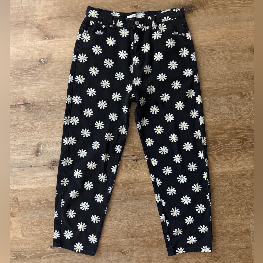 Peppermayo Black Daisy Print Pants Women’s 8